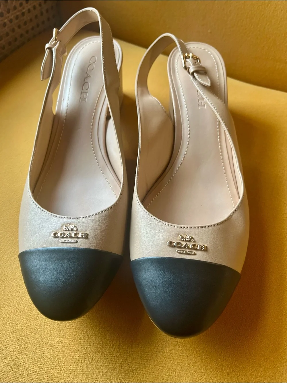 Coach Cream & Black Slingback Heels – Size 9.5 – Elegant & Classic